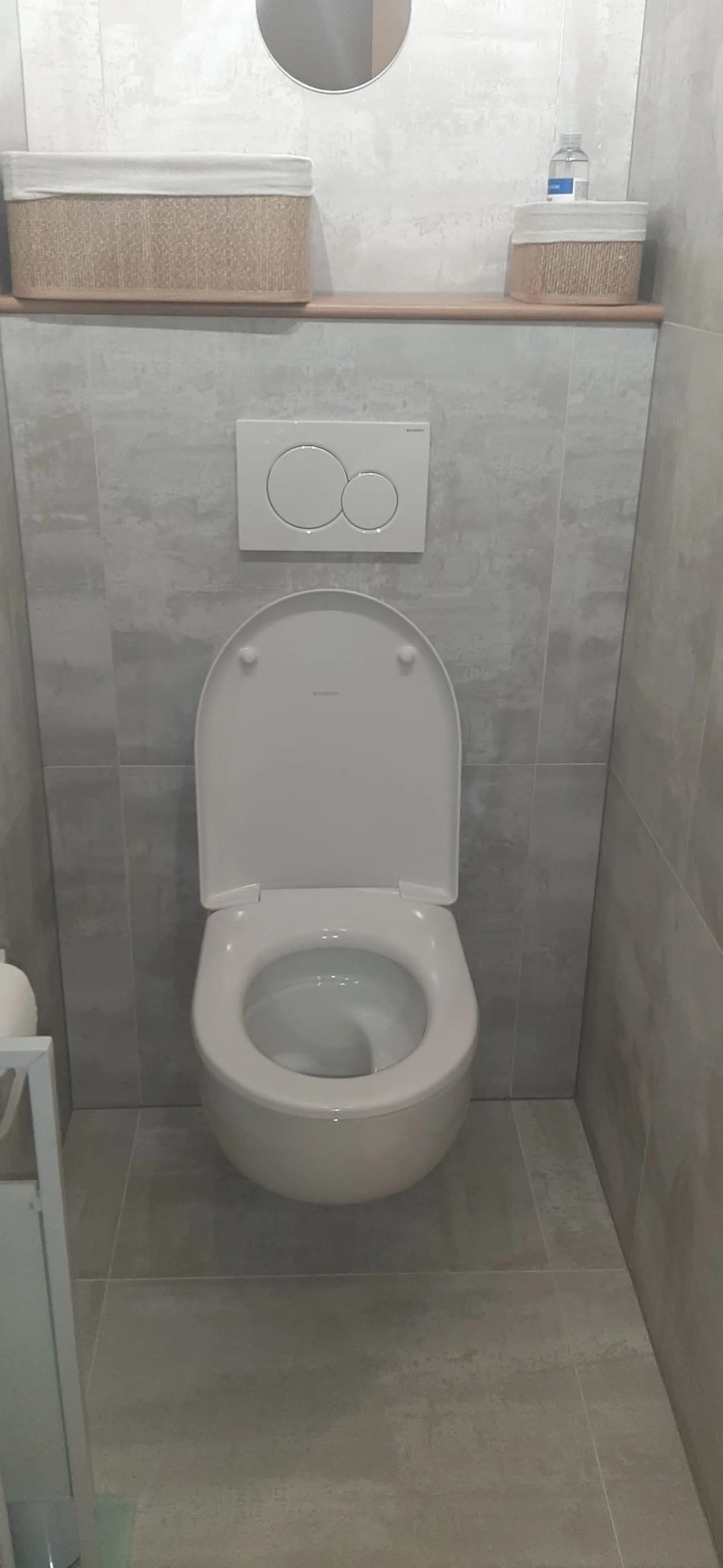 Remplacement d'un WC posé par un WC suspendu à Angers