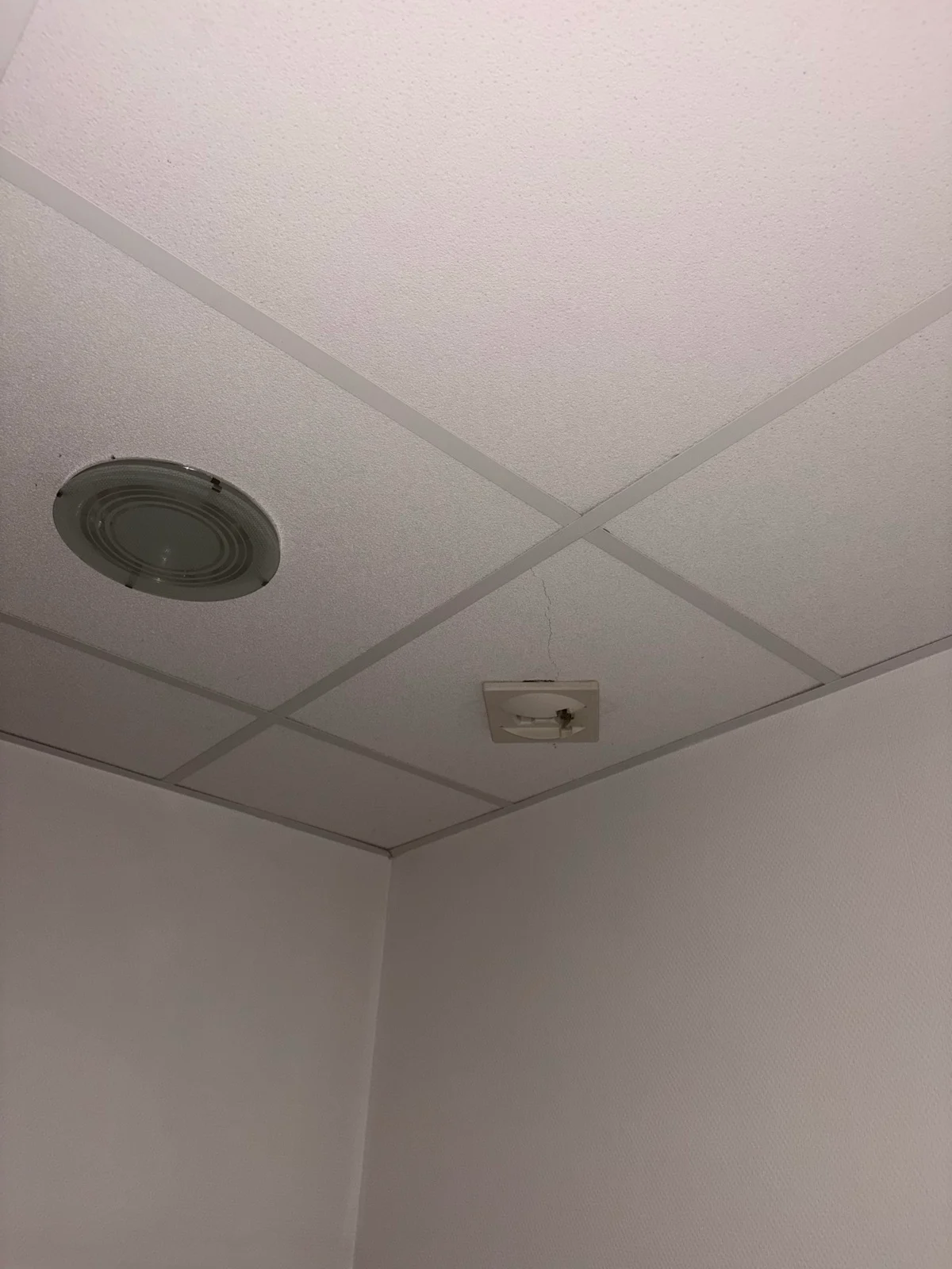 Reprise du faux plafond