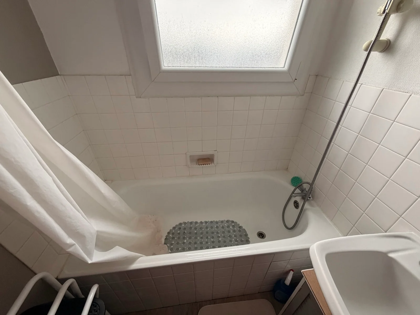 La salle de bain avant travaux