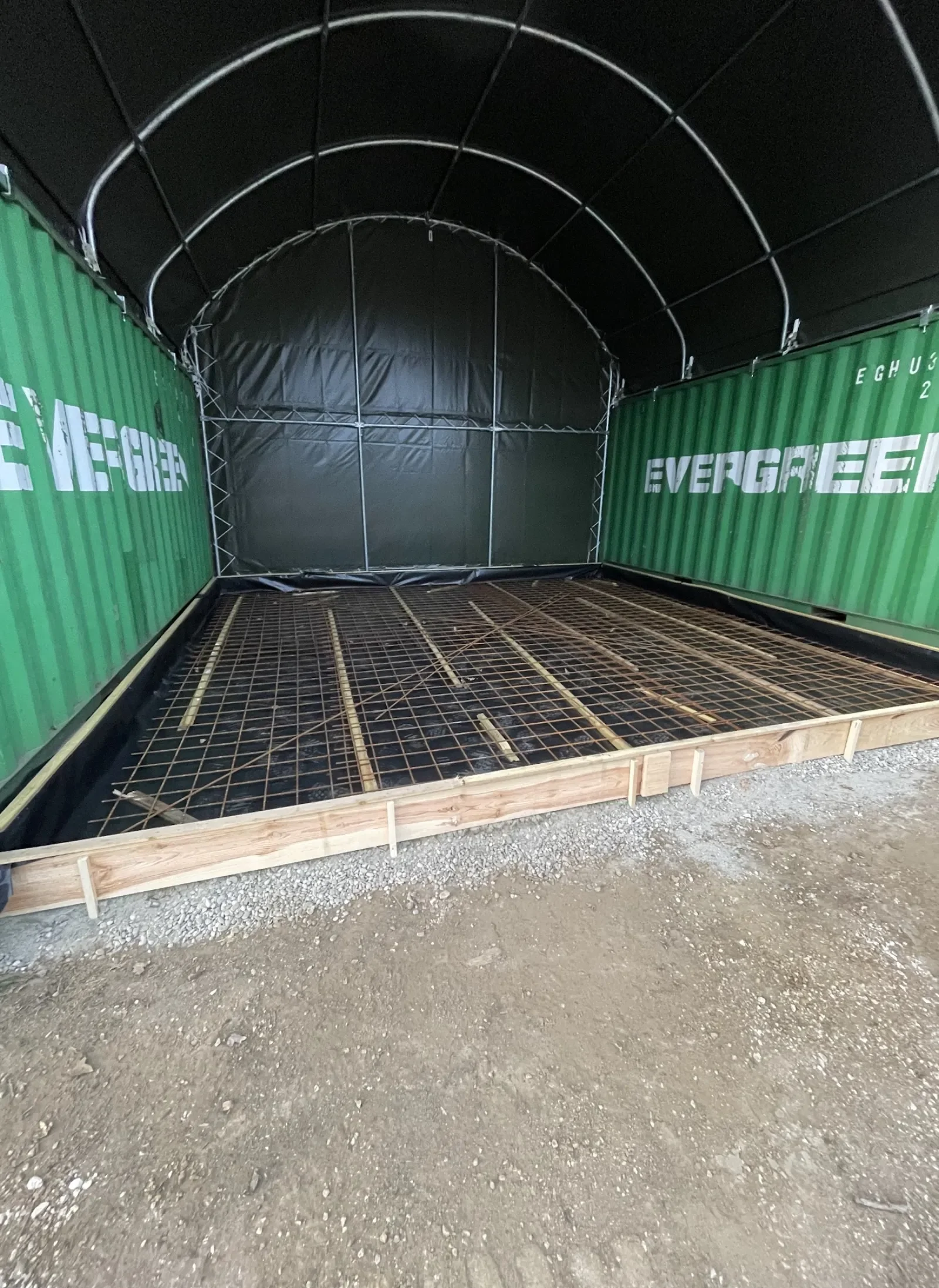 Alimentations électriques et luminaires étanches led